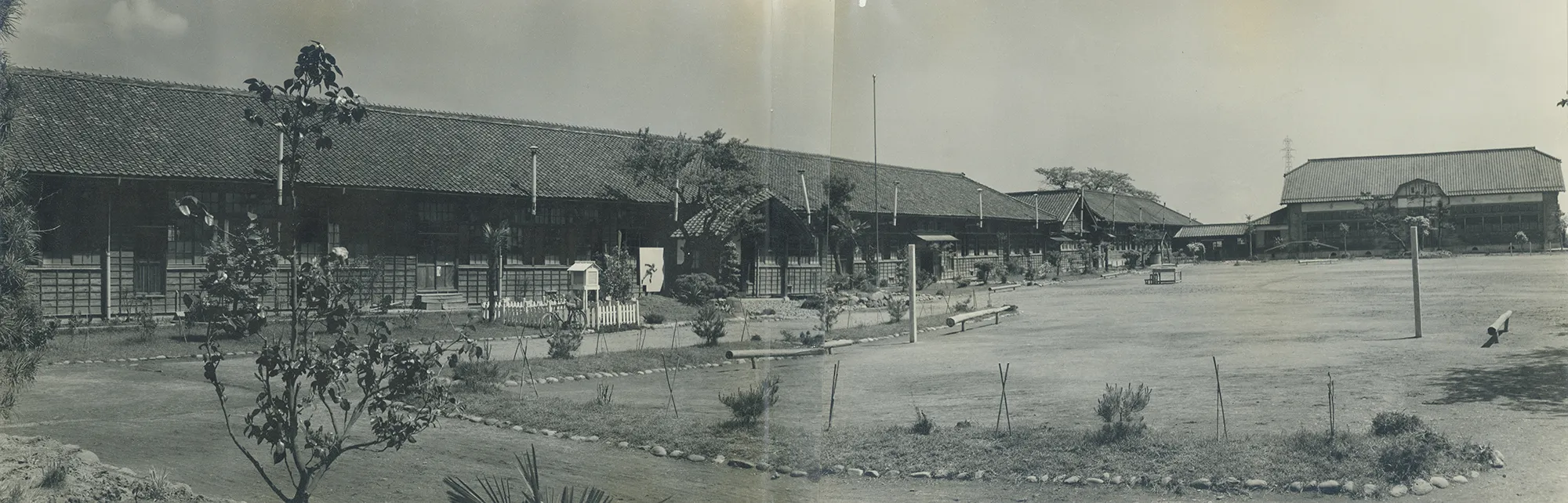 中田小校舎全景